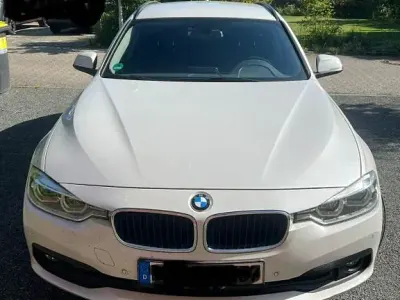 Gebraucht BMW 318 Advantage 150 PS (110 kW) 2016 Weiß Kombi