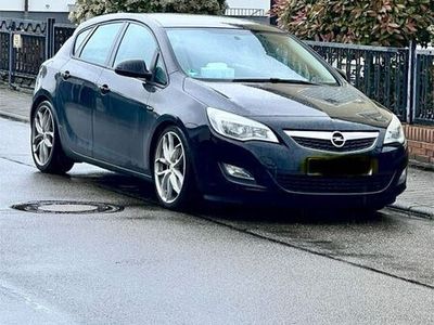 gebraucht Opel Astra Edition 1,6 Turbo