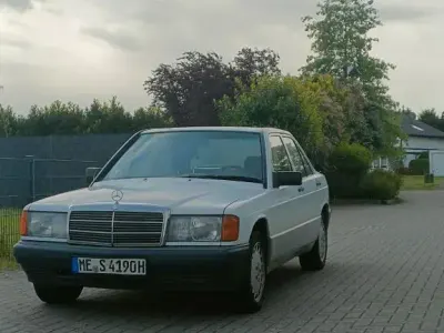 Gebraucht Mercedes 190 102 PS (75 kW) 1988 Weiß Limousine