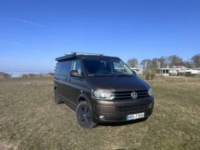 Gebraucht VW Multivan Comfortline 179 PS (131 kW) 2012 Braun Van / Kleinbus