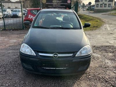 Schwarz Gebraucht 2003 Opel Corsa Basis Limousine | 650 € (Guter Preis)