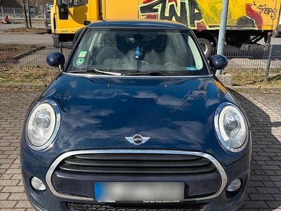 Gebraucht Mini Cooper D 115 PS (84 kW) 2017 Blau Kleinwagen