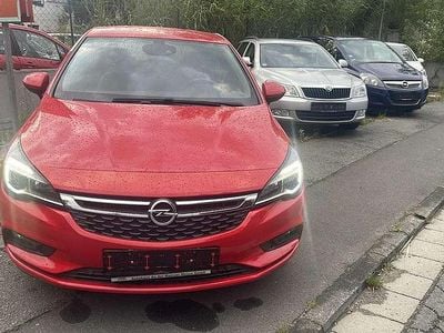 Pull me over red Gebraucht 2018 Opel Astra Innovation Limousine | 11.100 € (Guter Preis)