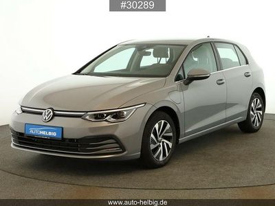 Grau Gebraucht 2022 VW Golf Style Limousine | 20.990 € (Guter Preis)