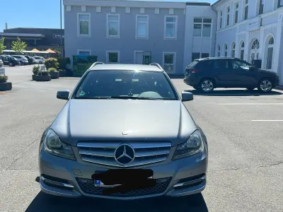 Second-hand Mercedes C220