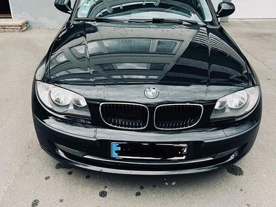 Usata BMW 116 116 CV (85 kW) 2010 Nero Utilitaria