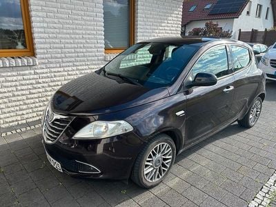 Violet Gebraucht 2011 Lancia Ypsilon Gold Kleinwagen | 3.500 € (Guter Preis)