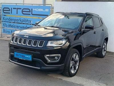 Diamond black crystal p/c Gebraucht 2020 Jeep Compass Limited SUV | 21.900 € (Fairer Preis)