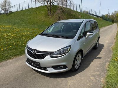 Usata Opel Zafira Edition 170 CV (125 kW) 2017 Argento Monovolume