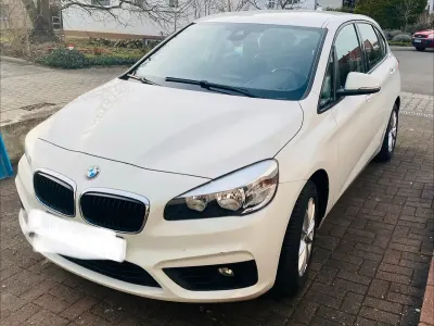 Używany BMW 218 136 KM (100 kW) 2016 Biały Kombi