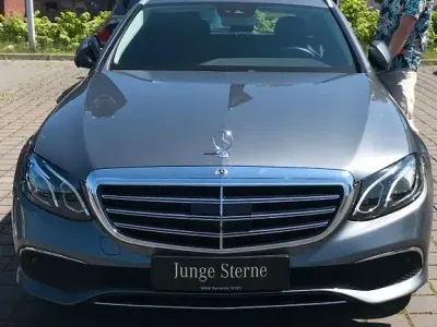 Gebraucht Mercedes E200 197 PS (144 kW) 2019 Grau Limousine