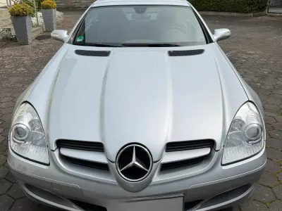 Second-hand Mercedes SLK200