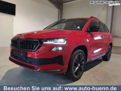 Neu Skoda Karoq SportLine 190 PS (139 kW) 2026 Velvetrot metallic SUV