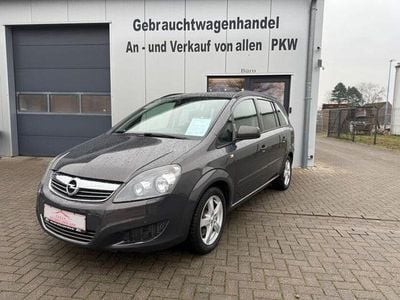 Gebraucht Opel Zafira Family 135 PS (99 kW) 2013 Plat.anthr./rogrey/0j:silbergr Van / Kleinbus