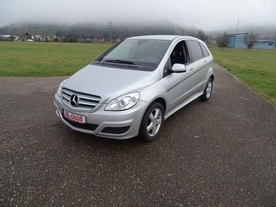 Gebraucht Mercedes B170 116 PS (85 kW) 2008 Silber Van / Kleinbus