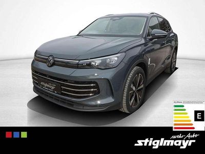 Delfingrau metallic Neu 2026 VW Tiguan Elegance SUV | 57.605 €