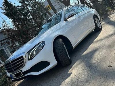 Second-hand Mercedes 220 143 CP (105 kW) 2017 Alb Break