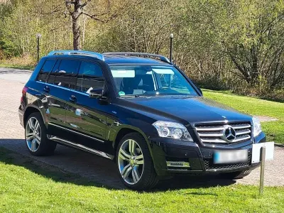 Gebraucht Mercedes GLK250 204 PS (150 kW) 2011 Schwarz SUV