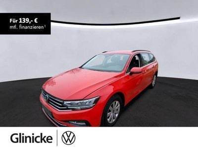 Gebraucht VW Passat Business 122 PS (89 kW) 2023 Tornadorot Kombi