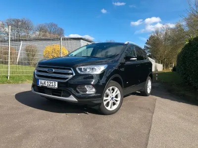 Używany Ford Kuga Titanium 242 KM (177 kW) 2018 Czarny SUV