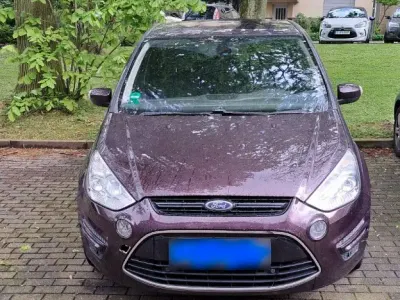 Gebraucht Ford S-MAX Titanium 163 PS (119 kW) 2011 Andere farben Van / Kleinbus