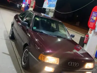 Gebraucht Audi 80 90 PS (66 kW) 1991 Rot Limousine