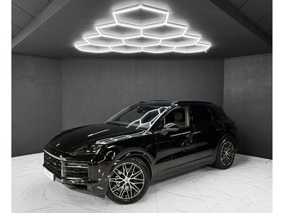 Gebraucht Porsche Cayenne 354 PS (260 kW) 2024 Schwarz SUV