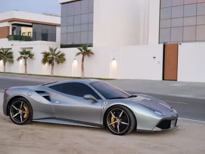 Gebraucht Ferrari 488 661 PS (486 kW) 2016 Silber Coupé