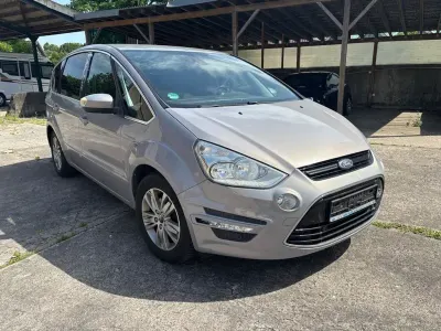 Käytetty Ford S-MAX