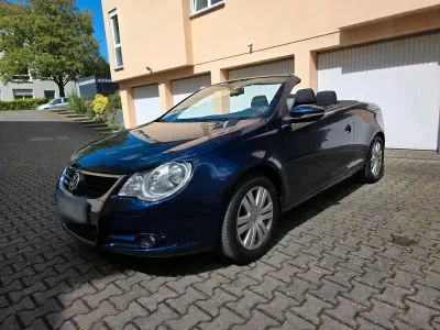 Gebraucht VW Eos 122 PS (89 kW) 2009 Blau Cabrio