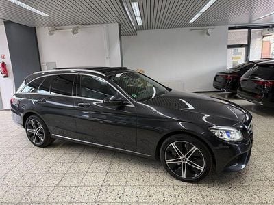 Gebraucht Mercedes C300e Avantgarde 306 PS (225 kW) 2019 Grafitgrau metallic Kombi