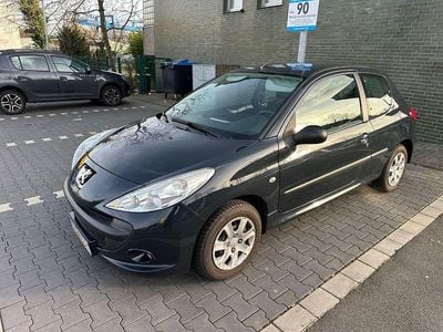 Gebraucht Peugeot 206+ Basis 60 PS (44 kW) 2011 Grau Kleinwagen