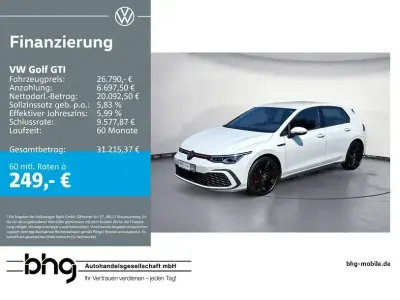 Gebraucht VW Golf VIII GTI 245 PS (180 kW) 2024 Weiß Limousine