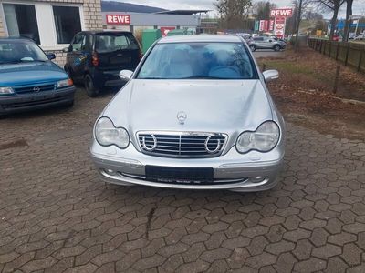 Mercedes C320