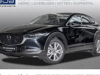 Käytetty Mazda CX-30 Center-Line 140 HP (102 kW) 2025 Musta Katumaasturi