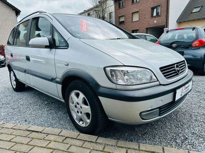 gebraucht Opel Zafira 1.8 16V Elegance