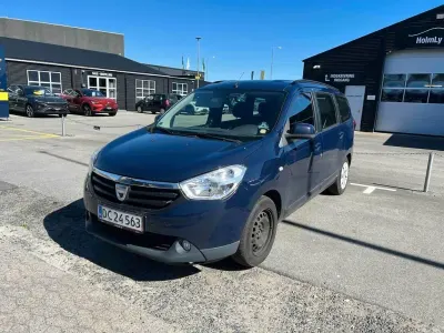 Gebraucht Dacia Lodgy Lauréate 90 PS (66 kW) 2016 Blau Van / Kleinbus