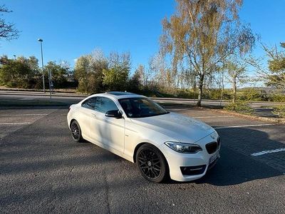 Second-hand BMW 225 Sport Line 214 CP (157 kW) 2014 Alb Coupe