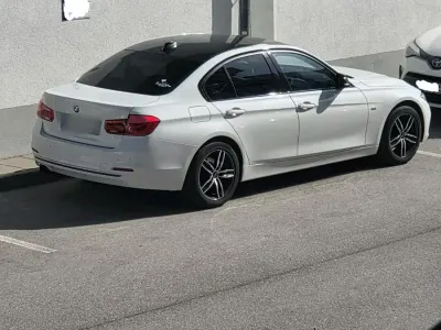Gebraucht BMW 320 Sport Line 185 PS (136 kW) 2016 Weiß Limousine