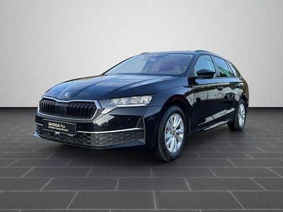 Blackmagic perleffekt (metallic) Gebraucht 2025 Skoda Octavia Selection Limousine | 28.300 € (Guter Preis)