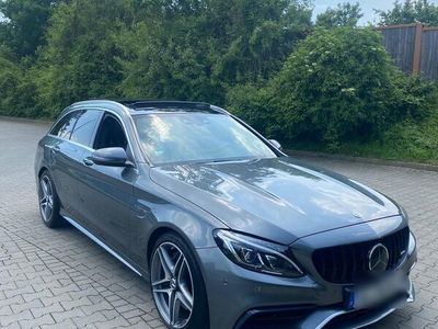 gebraucht Mercedes C63 AMG AMG T-Modell D-package
