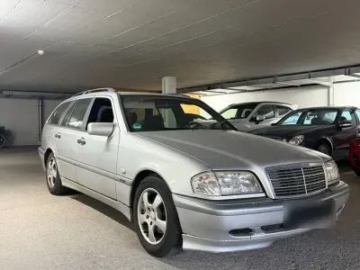 Gebraucht Mercedes C180 122 PS (89 kW) 1998 Silber Kombi