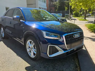 Gebraucht Audi Q2 S-Line 150 PS (110 kW) 2025 Blau SUV