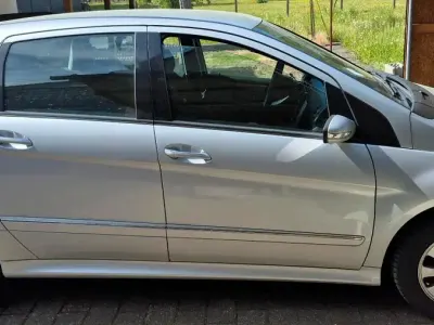 Gebraucht Mercedes B170 116 PS (85 kW) 2008 Silber Van / Kleinbus