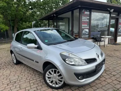 Gebraucht Renault Clio II Dynamique 88 PS (64 kW) 2006 Grau Limousine