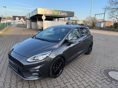 Grau Gebraucht 2020 Ford Fiesta ST-Line Limousine | 10.900 € (Fairer Preis)