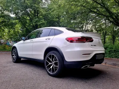 Gebraucht Mercedes GLC300 211 PS (155 kW) 2022 SUV