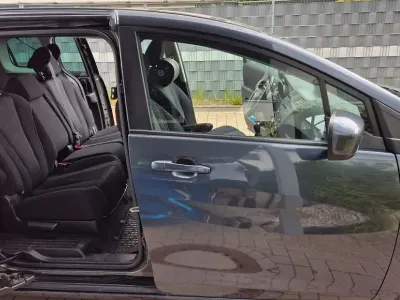 Gebraucht Mazda 5 Center-Line 116 PS (85 kW) 2011 Grau Van / Kleinbus