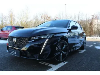 Neu Peugeot 308 Premium 131 PS (96 kW) 2025 Schwarz Limousine