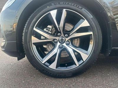 Second-hand Volvo V60 Core 197 CP (144 kW) 2025 Negru Break